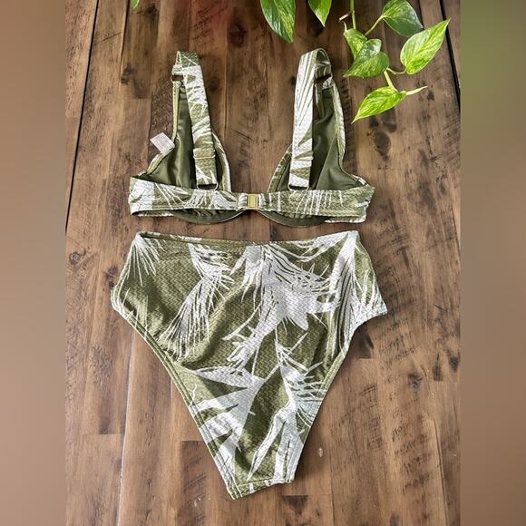 Fashion Nova Women’s Bathing Suit Burnt Orange Size XS TOP/ BOTTOM NWT - Picture 3 of 7